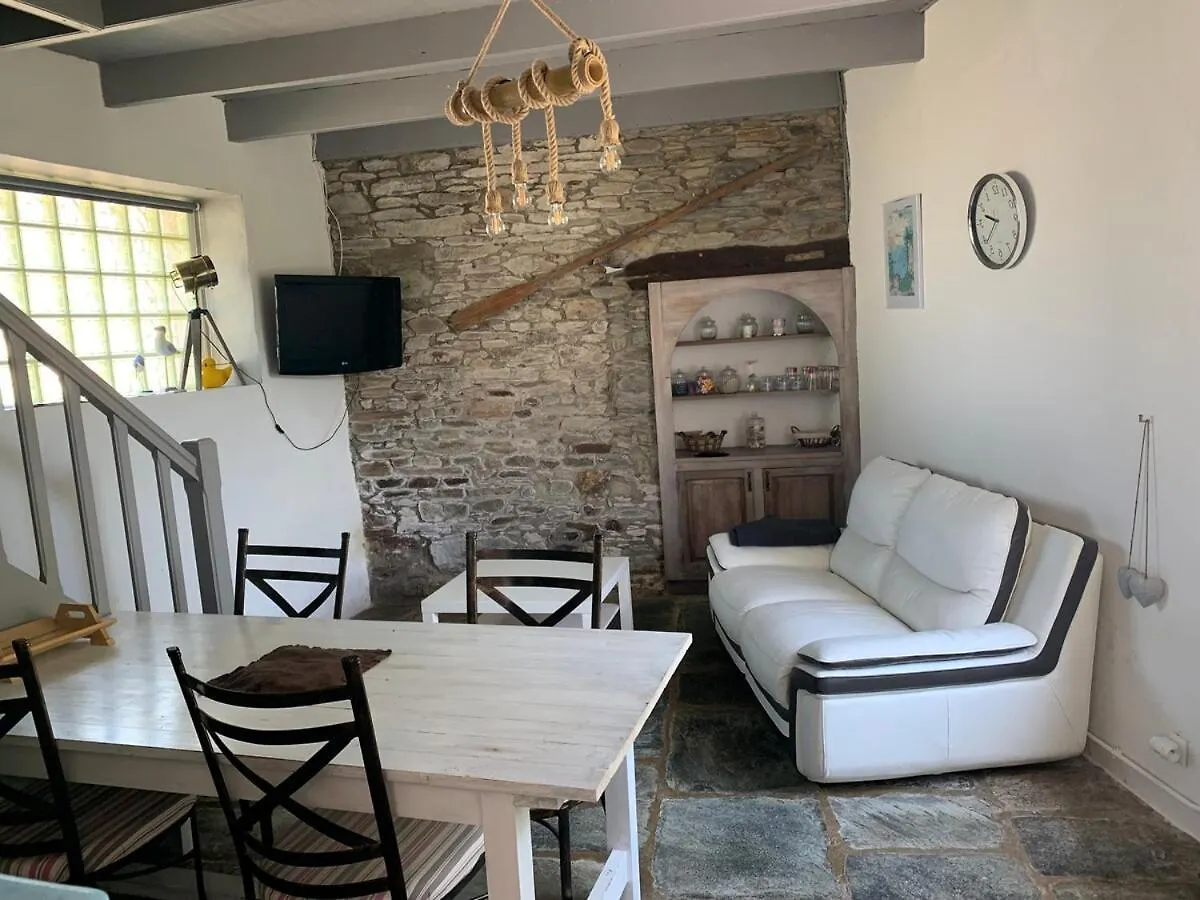 Maison De Pecheur A Locquirec, Plage A 600M